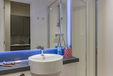 Bronze Plus Studio - Image 9
